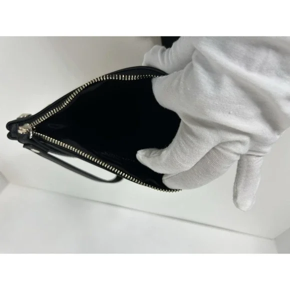 White House Black Market Wristlet Clutch Bag Handbag Travel Not Used w/ dust bag - Picture 6 of 7
